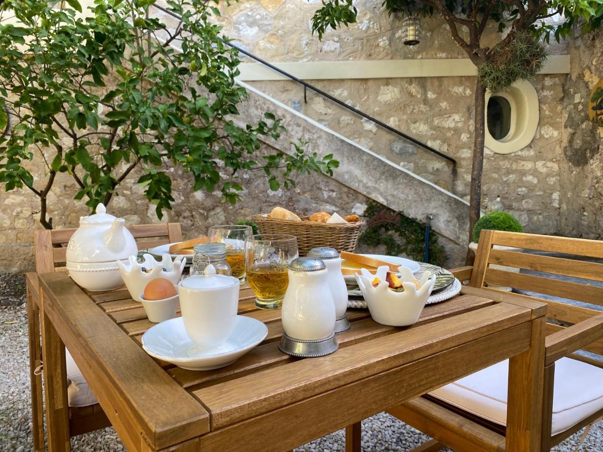 Le Jardin D'Elma Bed & Breakfast Vence Ngoại thất bức ảnh